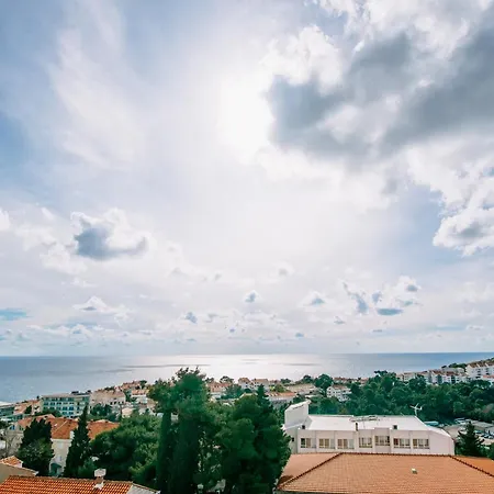 White Nest By Duhomes *